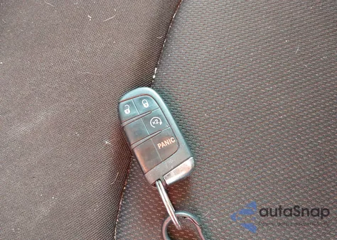 2020 Jeep Renegade Sport Fwd из США, поврежденный, VIN ZACNJAAB9LPL63000